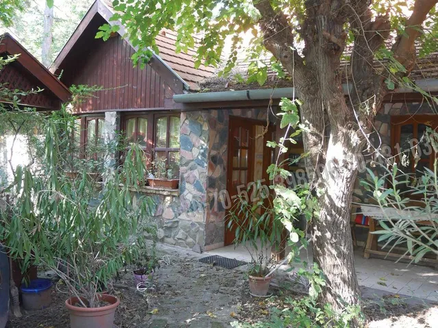 Eladó mezőgazdasági ingatlan Monor 60 nm