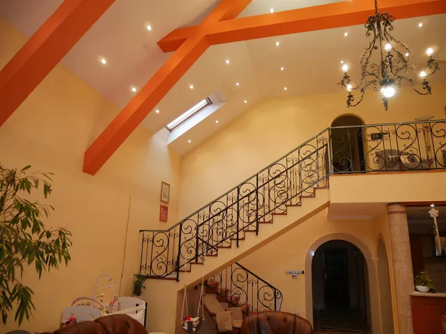 Eladó ház Monor 286 nm