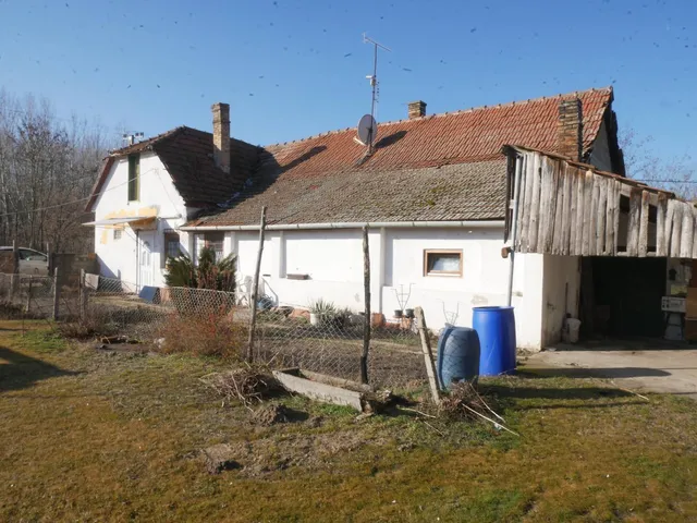 Eladó mezőgazdasági ingatlan Csemő 4101 nm