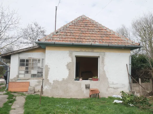 Eladó ház Tápiószele 63 nm