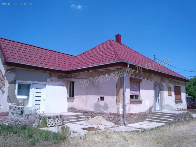 Eladó ház Dánszentmiklós 90 nm