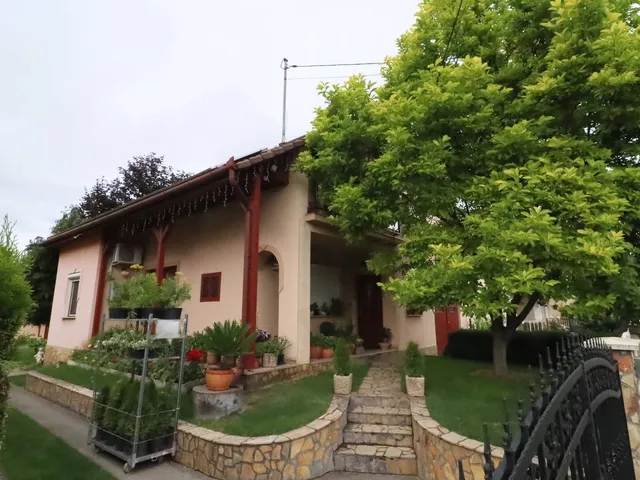 Eladó ház Albertirsa 182 nm