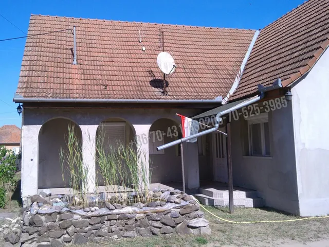 Eladó ház Mikebuda 99 nm