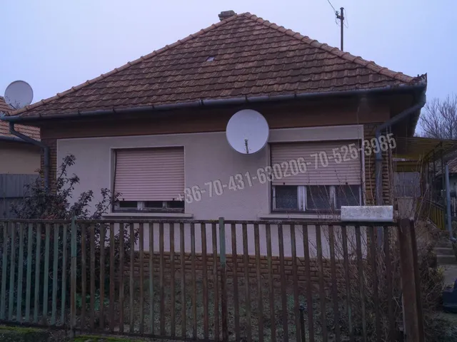 Eladó ház Mikebuda 72 nm