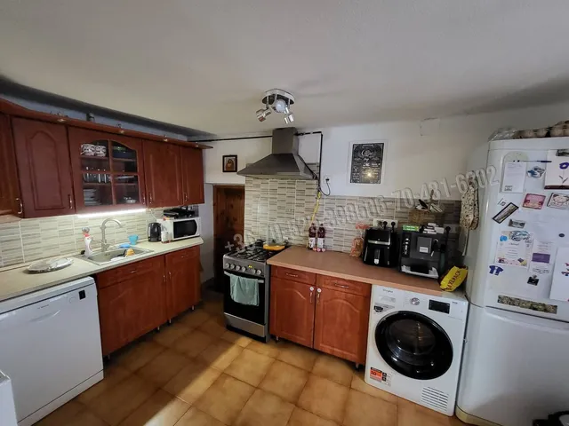 Eladó ház Törtel 80 nm