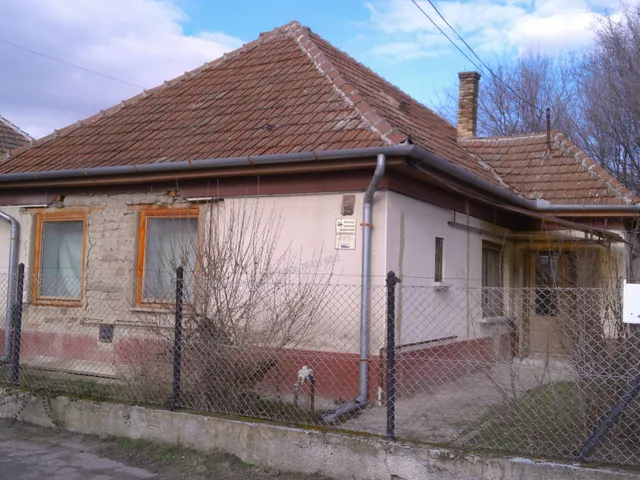 Eladó ház Albertirsa, Pozsonyi utca 82 nm