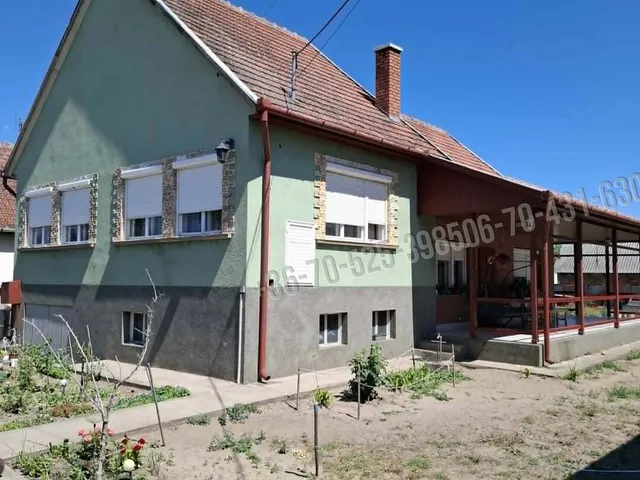Eladó ház Pilis 90 nm