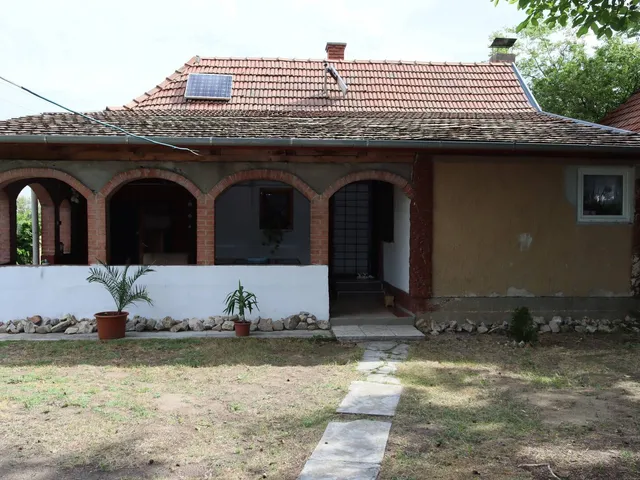 Eladó mezőgazdasági ingatlan Albertirsa 40 nm