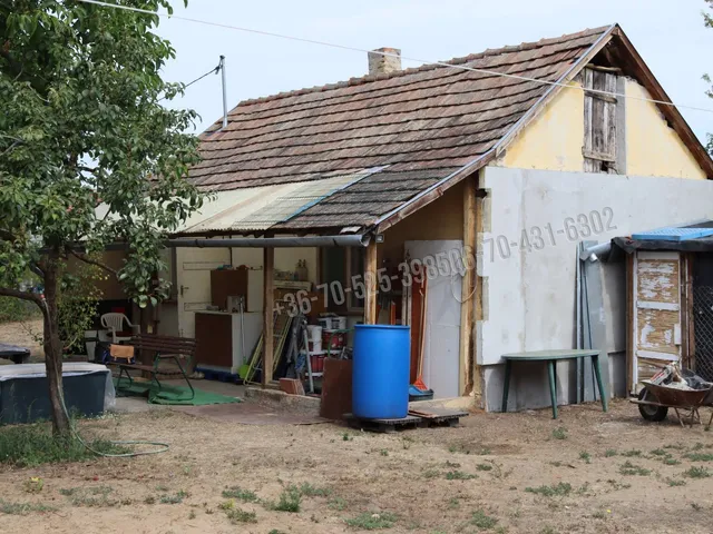 Eladó ház Mikebuda 30 nm