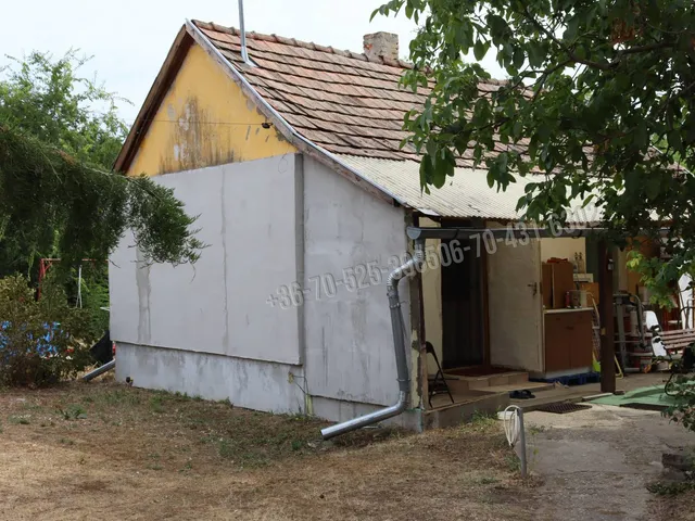 Eladó ház Mikebuda 30 nm
