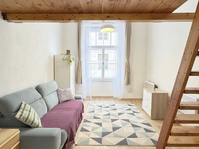 Eladó lakás Budapest VIII. kerület, Orczynegyed, Illés utca 25 nm