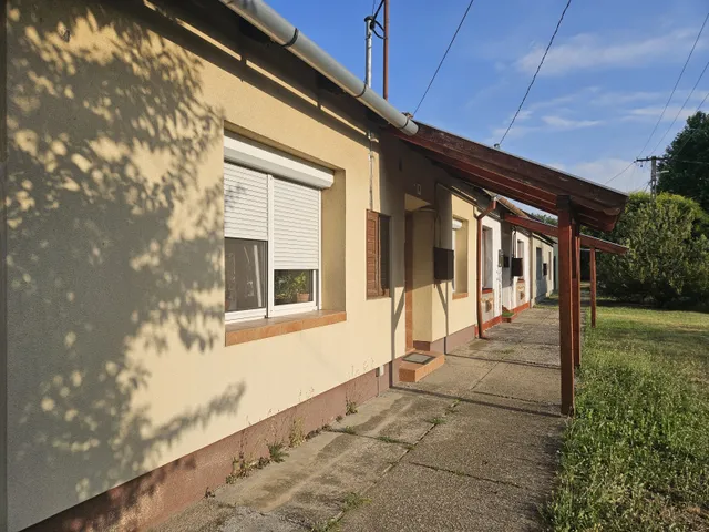 Eladó ház Beloiannisz 76 nm