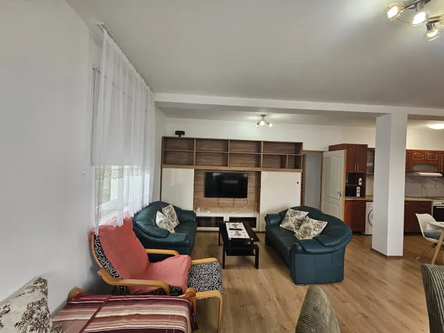 Eladó lakás Érd, Parkváros 78 nm