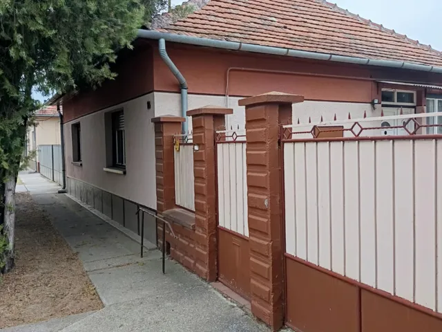 Eladó ház Akasztó 100 nm