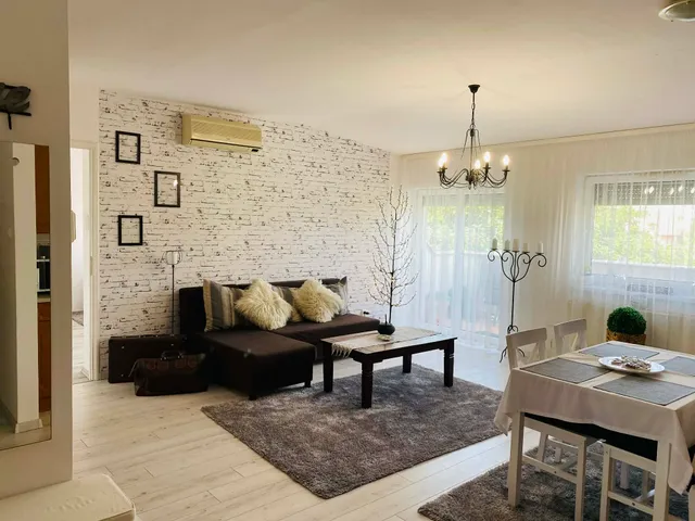 Eladó lakás Szeged, Móraváros 49 nm