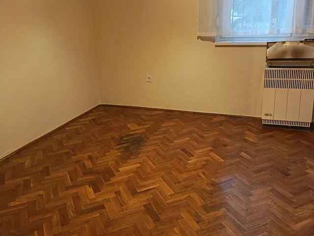 Eladó lakás Eger, Hatvanihóstya 54 nm