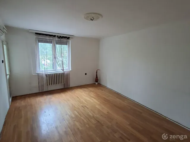 Kiadó lakás Szolnok, Belváros 90 nm