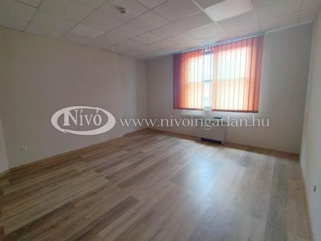 Kiadó lakás Veszprém 43 nm