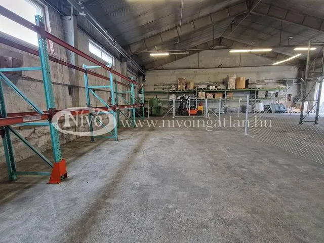 Kiadó kereskedelmi és ipari ingatlan Veszprém 100 nm