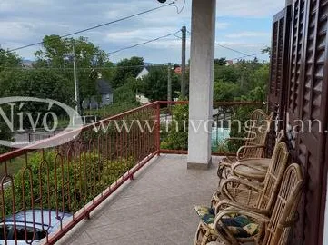 Eladó ház Csopak 160 nm