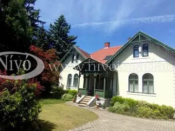 Eladó ház Veszprém 310 nm