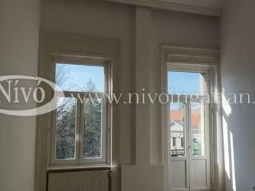 Eladó kereskedelmi és ipari ingatlan Veszprém 67 nm