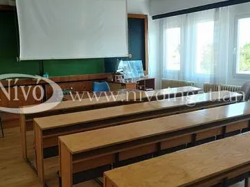Kiadó kereskedelmi és ipari ingatlan Veszprém 40 nm