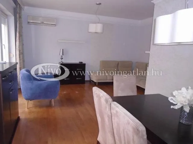 Kiadó ház Veszprém 130 nm