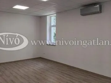 Kiadó kereskedelmi és ipari ingatlan Veszprém 141 nm