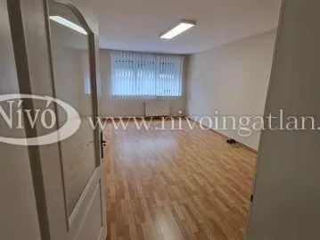 Kiadó kereskedelmi és ipari ingatlan Zalaegerszeg 65 nm