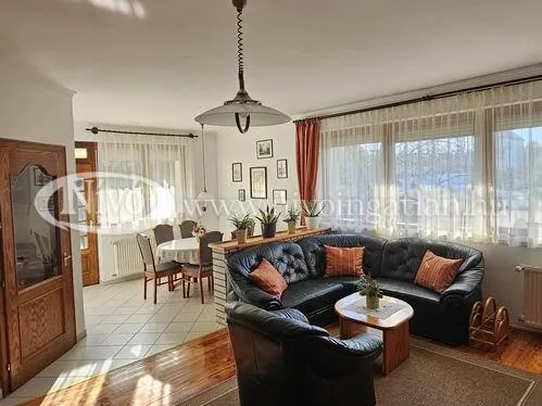 Eladó ház Veszprém 216 nm