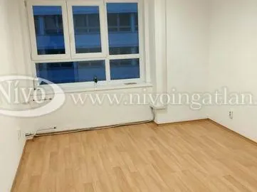 Kiadó kereskedelmi és ipari ingatlan Veszprém 16 nm