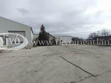 Eladó kereskedelmi és ipari ingatlan Ősi 2494 nm