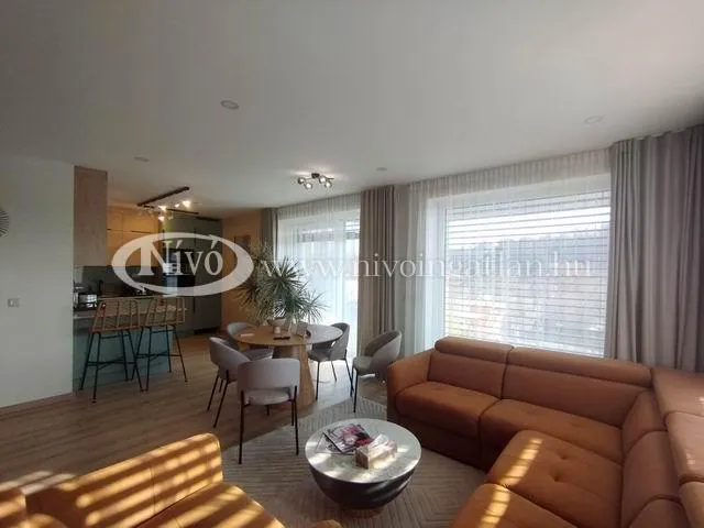 Eladó lakás Veszprém 128 nm