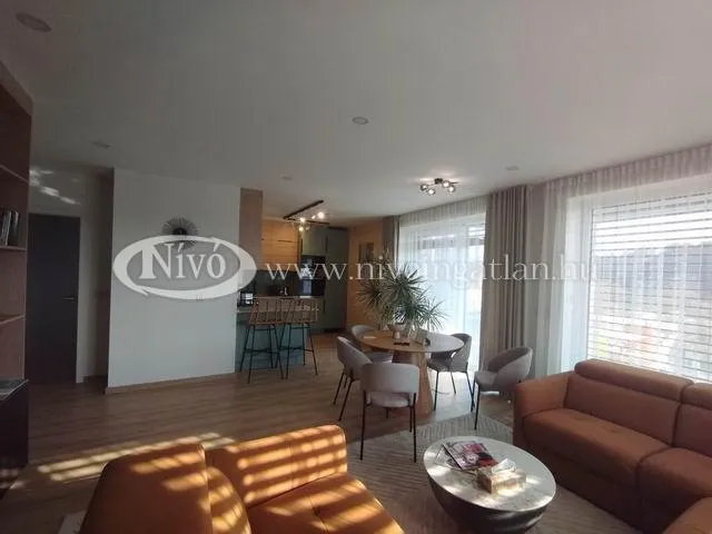 Eladó lakás Veszprém 128 nm