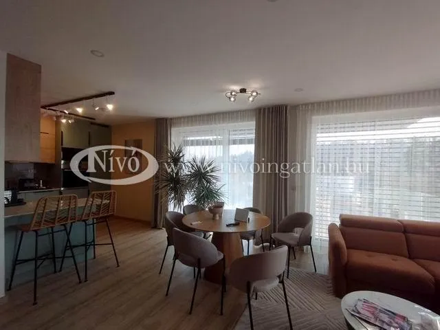 Eladó lakás Veszprém 128 nm