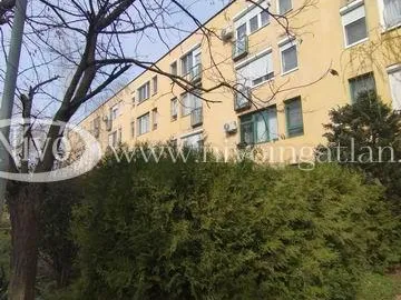 Eladó lakás Hajmáskér 43 nm