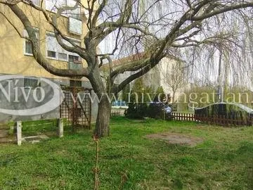 Eladó lakás Hajmáskér 43 nm