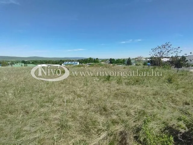 Eladó telek Veszprém 6000 nm