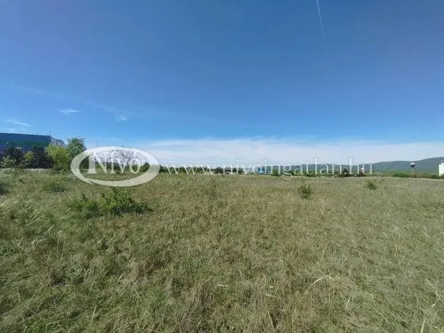 Eladó telek Veszprém 6000 nm