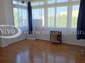 Eladó lakás Veszprém 72 nm