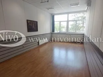 Kiadó kereskedelmi és ipari ingatlan Veszprém 27 nm