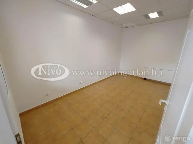 Kiadó kereskedelmi és ipari ingatlan Veszprém 50 nm
