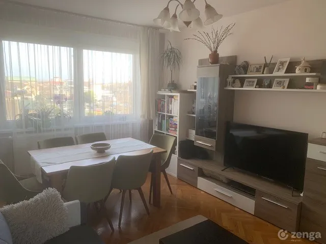 Eladó lakás Székesfehérvár 67 nm