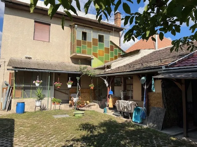 Eladó ház Dunaharaszti, Felsőváros 215 nm