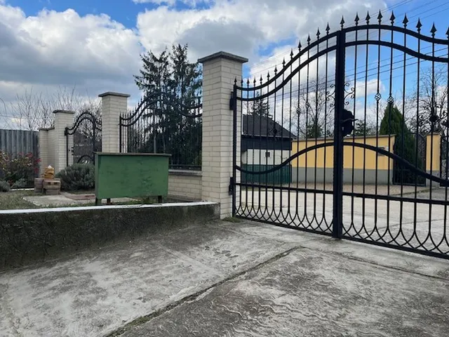 Eladó ház Szigetszentmiklós, Leshegy Ipari Park 145 nm