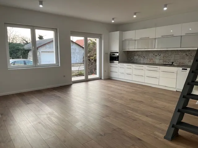 Eladó ház Tököl, Papkert 104 nm