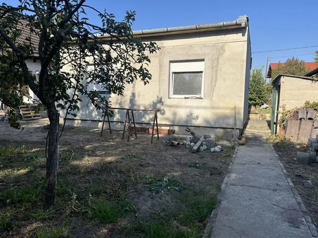 Eladó ház Szigethalom 30 nm