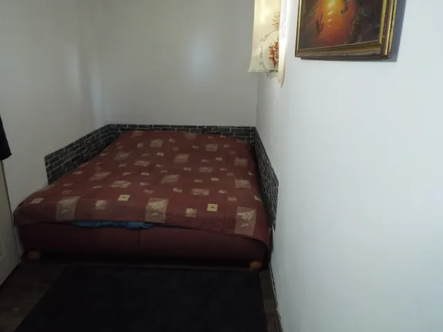 Eladó ház Cece 56 nm