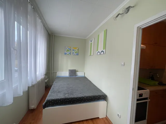 Eladó lakás Tiszaújváros 35 nm